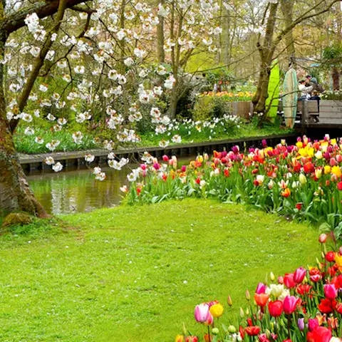 The-3-most-beautiful-European-gardens Flora Queen